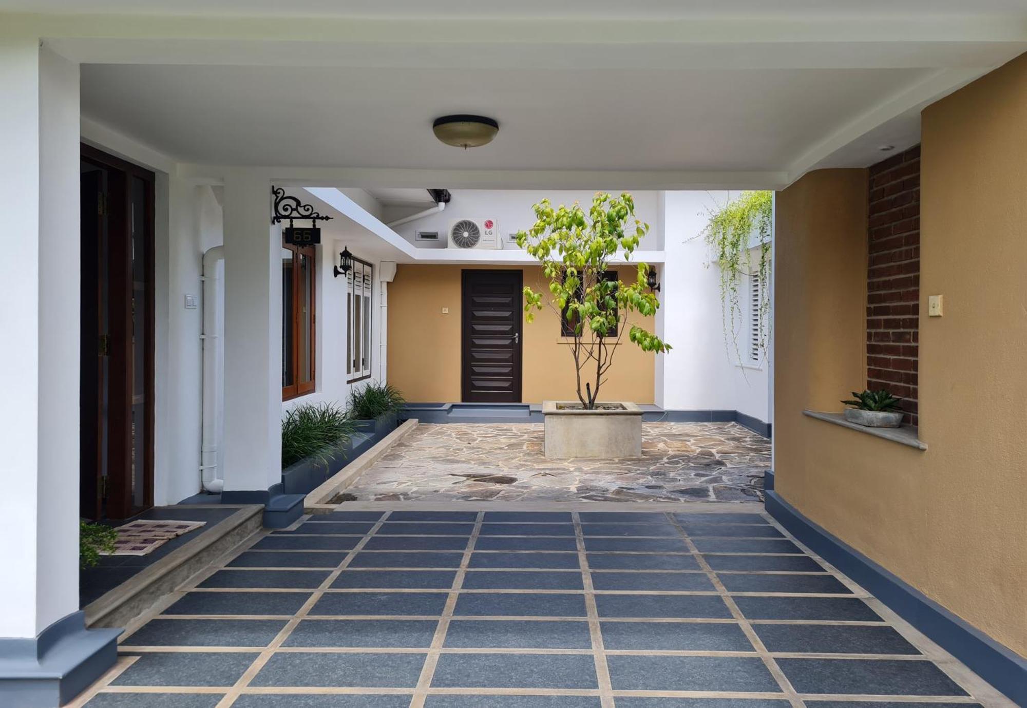 City Oasis 66 Negombo Buitenkant foto